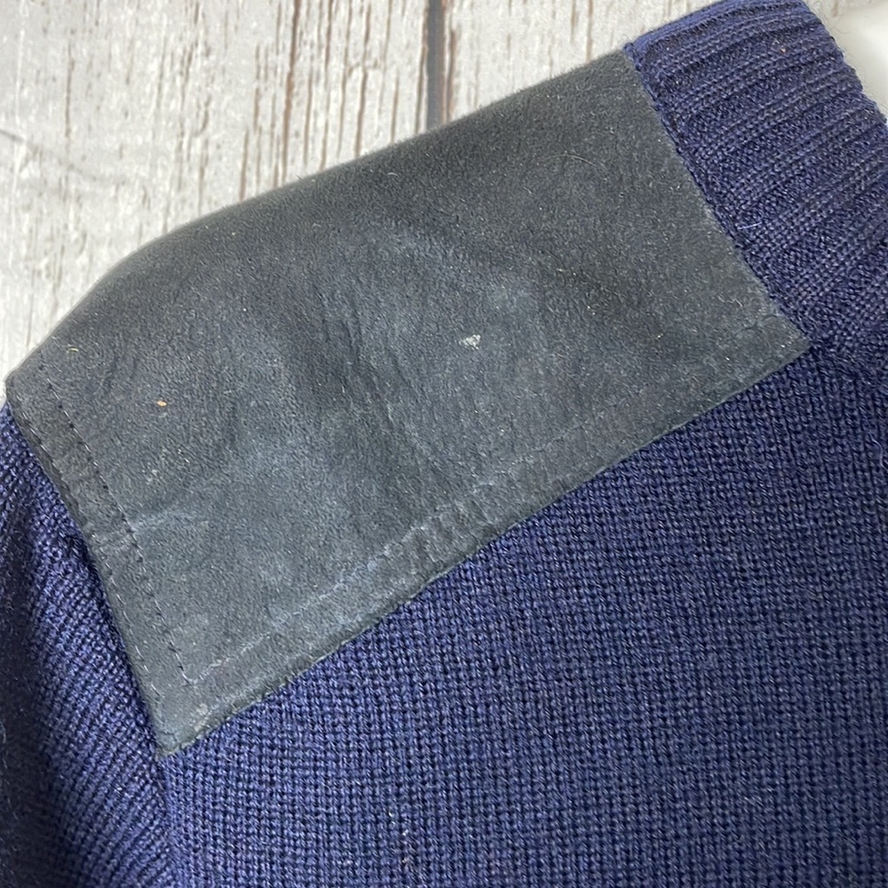 Burberry’s vintage sweater size medium? - Picture 4 of 12